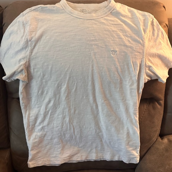 American Eagle soft White T-Shirt - Picture 2 of 6